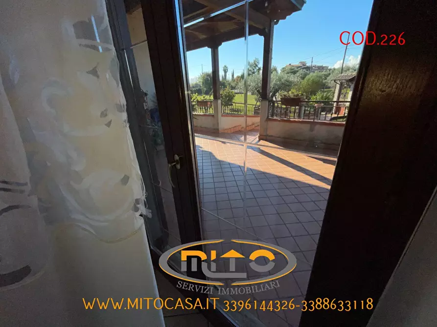 Immagine 11 di Villa in vendita  a Castelvenere