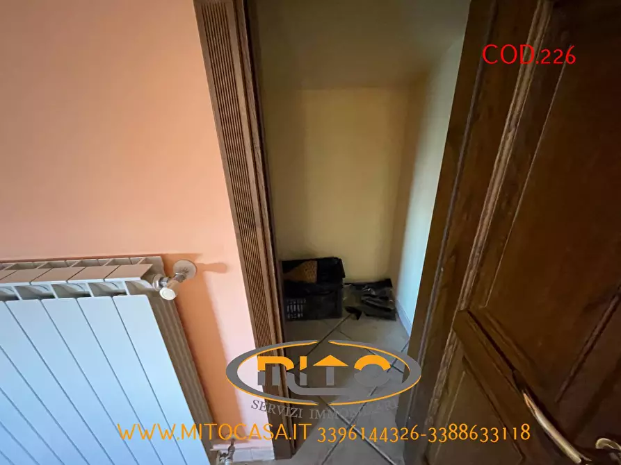 Immagine 34 di Villa in vendita  a Castelvenere