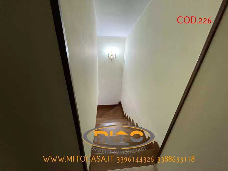 Immagine 61 di Villa in vendita  a Castelvenere