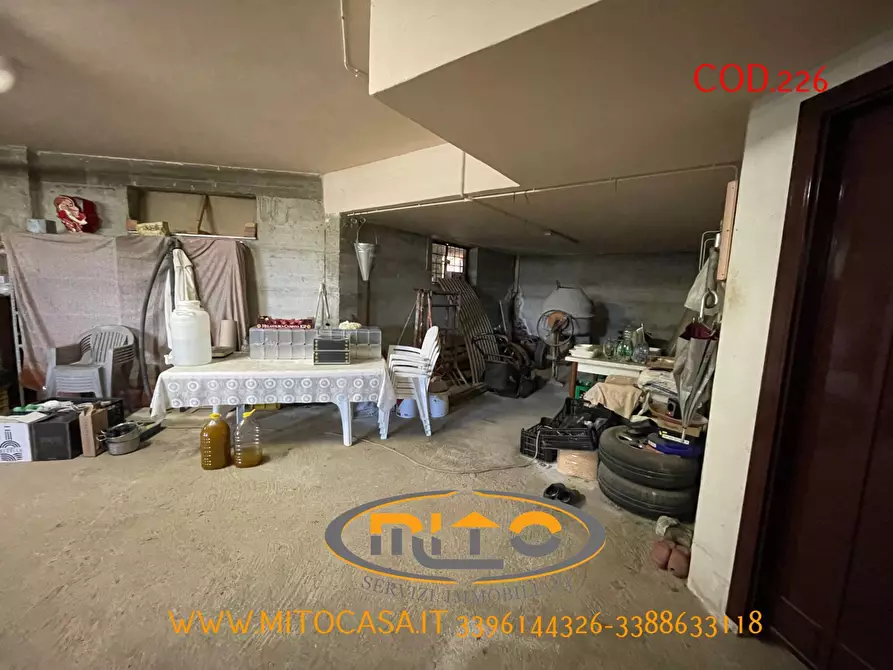 Immagine 64 di Villa in vendita  a Castelvenere