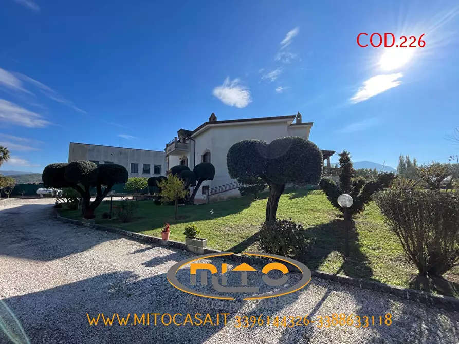 Immagine 73 di Villa in vendita  a Castelvenere