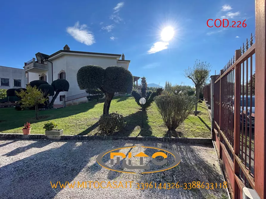 Immagine 74 di Villa in vendita  a Castelvenere