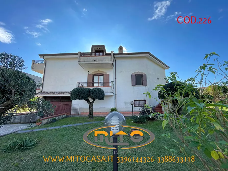 Immagine 78 di Villa in vendita  a Castelvenere