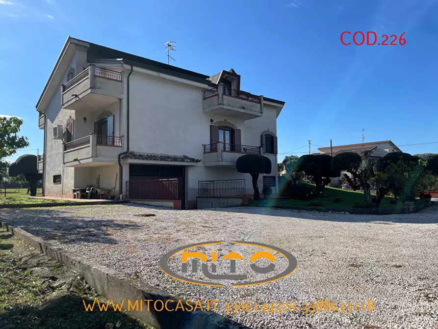 Immagine 79 di Villa in vendita  a Castelvenere