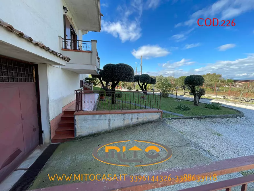 Immagine 84 di Villa in vendita  a Castelvenere