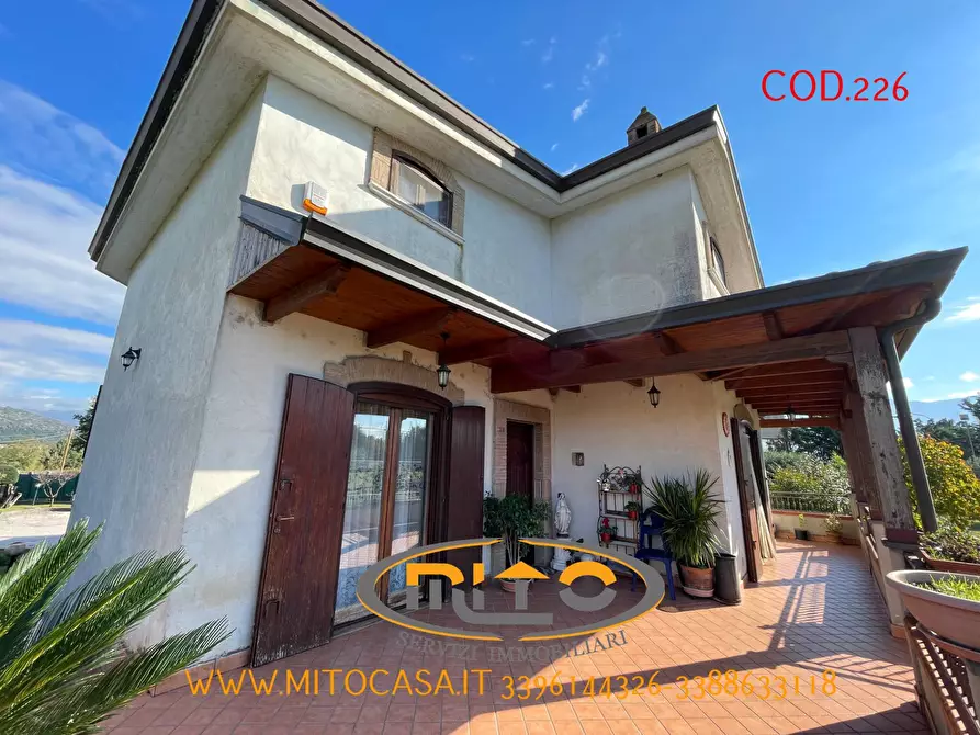 Immagine 91 di Villa in vendita  a Castelvenere