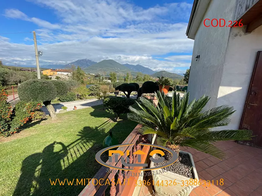 Immagine 93 di Villa in vendita  a Castelvenere