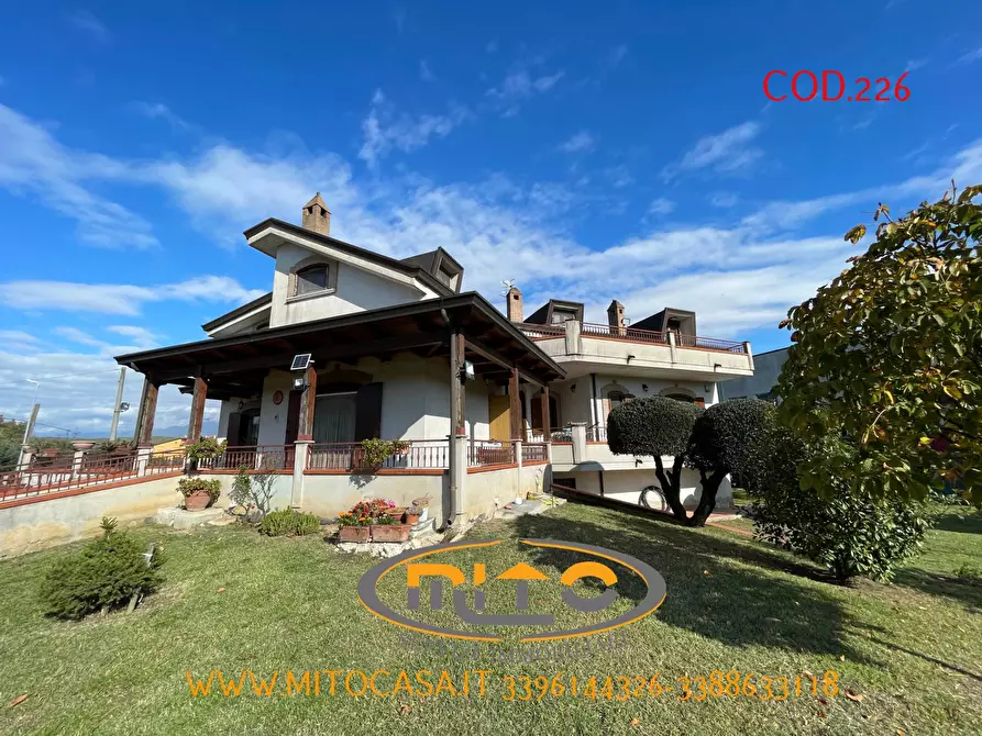 Immagine 105 di Villa in vendita  a Castelvenere