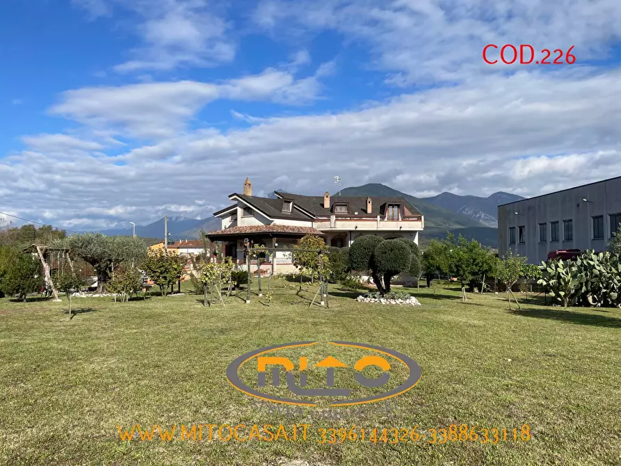 Immagine 121 di Villa in vendita  a Castelvenere