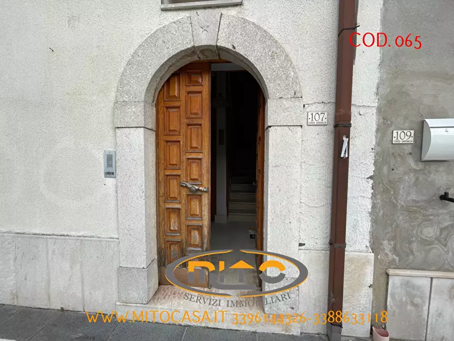 Immagine 2 di Casa indipendente in vendita  in VIA GARIBALDI 107 a Apollosa