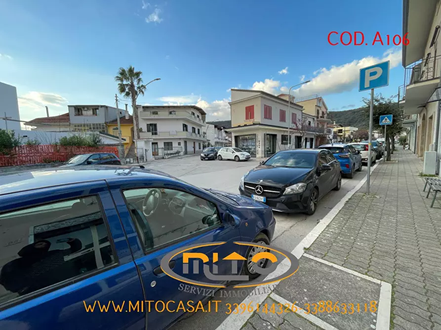 Immagine 12 di Locale commerciale in affitto  in TELESE VIA CRISTOFORO COLOMBO a Castelvenere