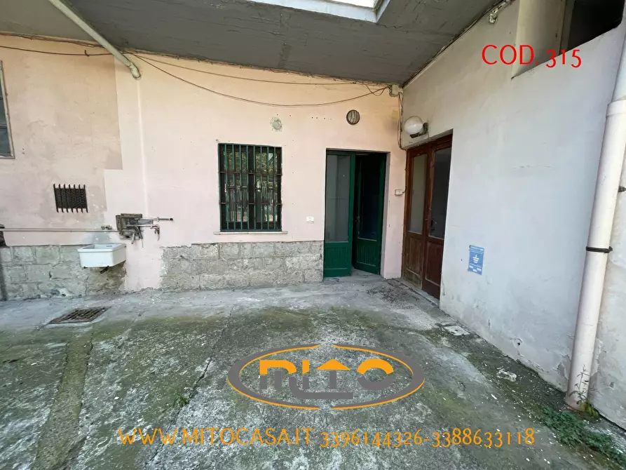 Immagine 13 di Locale commerciale in vendita  in TELESE TERME VIA ROMA 144 a Castelvenere