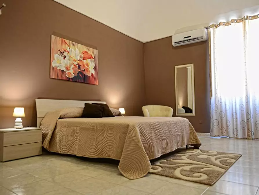 Immagine 10 di Appartamento in affitto  in via aurispa 132 a Noto