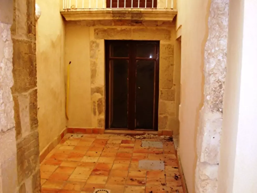 Immagine 7 di Casa indipendente in vendita  in Ortigia a Siracusa