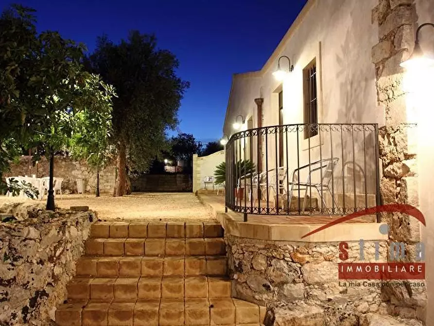 Immagine 7 di Villa in vendita  in strada per canicattini a Siracusa