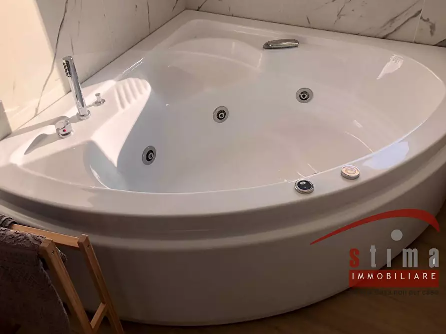 Immagine 21 di Appartamento in vendita  in via nanna 3 a Siracusa