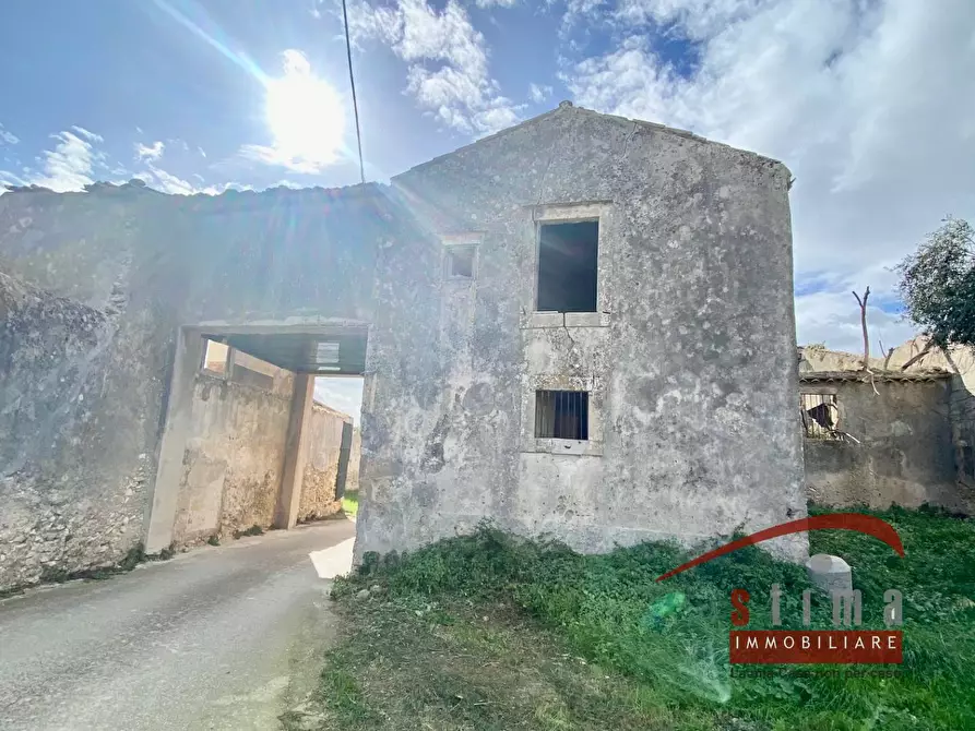 Immagine 10 di Rustico / casale in vendita  in strada tremilia a Siracusa