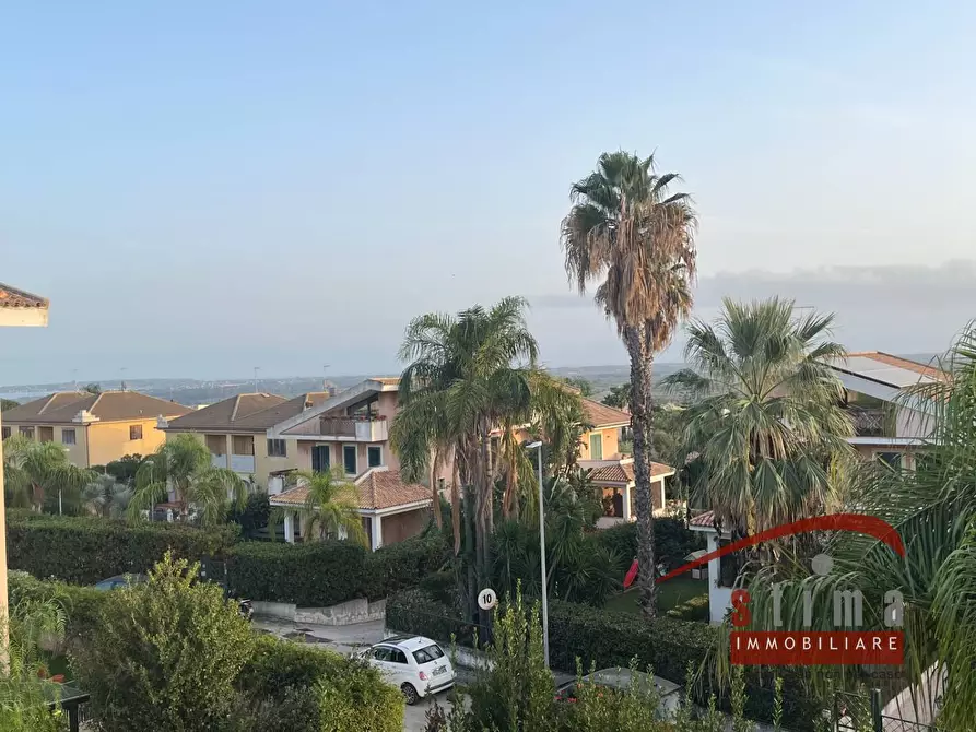 Immagine 33 di Villa in vendita  in Traversa Sinerchia a Siracusa