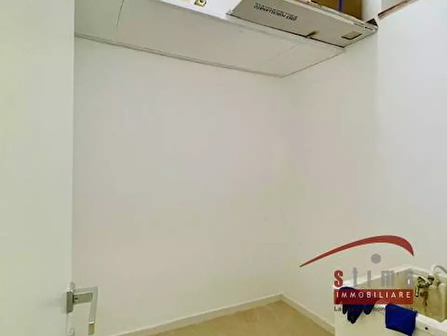 Immagine 25 di Appartamento in vendita  in via pasubio a Siracusa