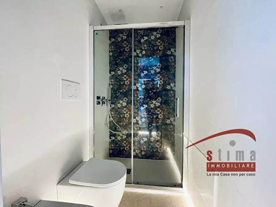 Immagine 13 di Appartamento in vendita  in via pasubio a Siracusa