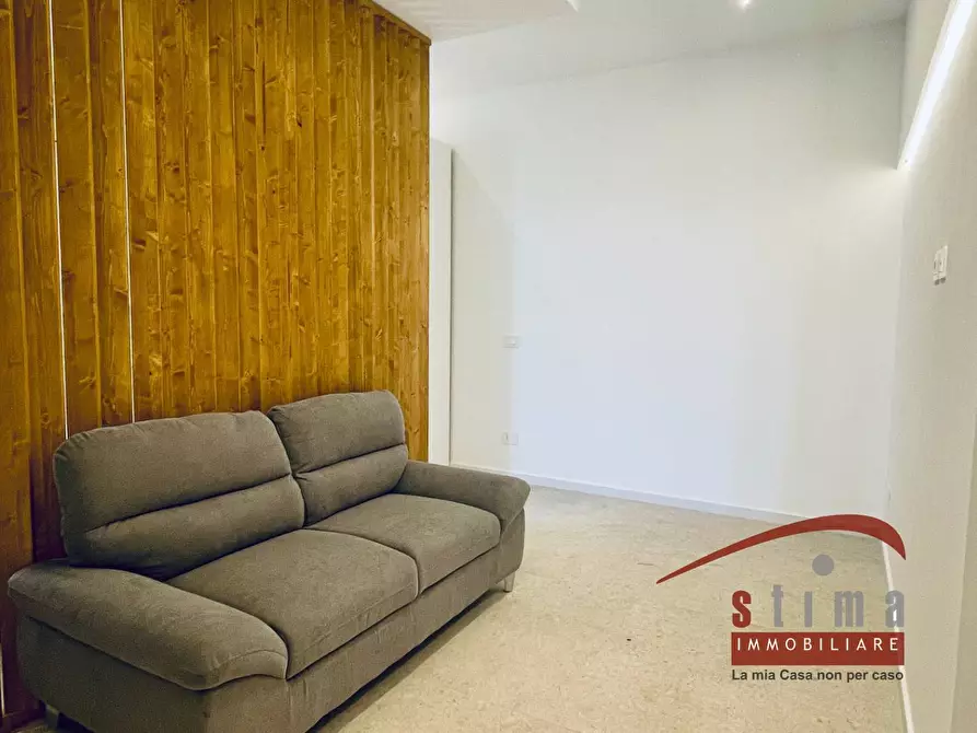 Immagine 17 di Appartamento in vendita  in via pasubio a Siracusa