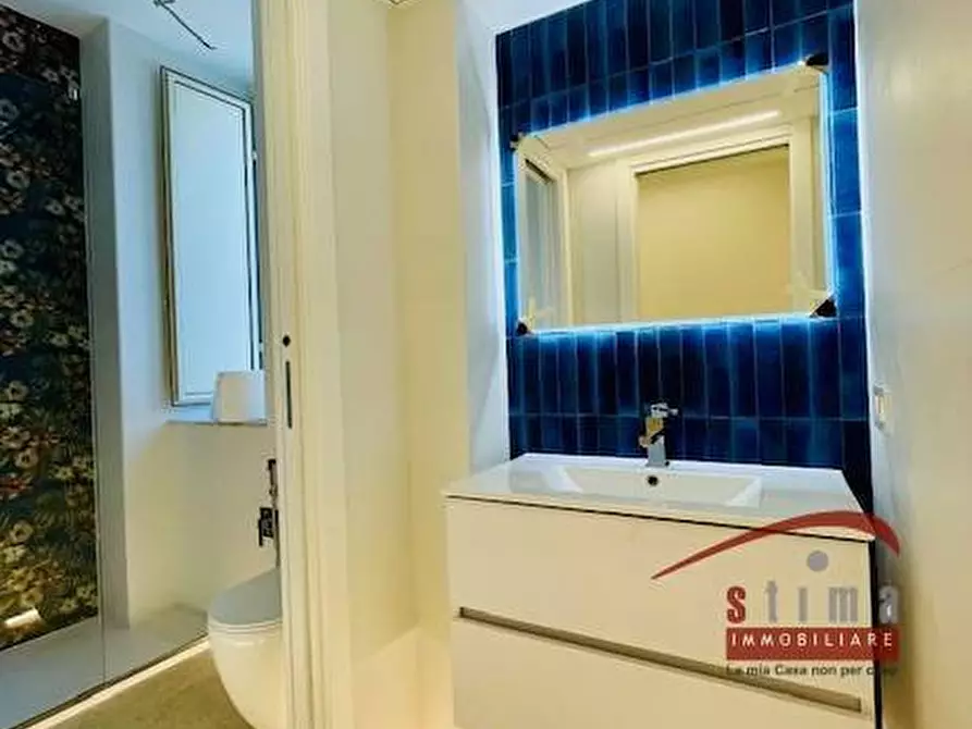 Immagine 8 di Appartamento in vendita  in via Pasubio 96 a Siracusa