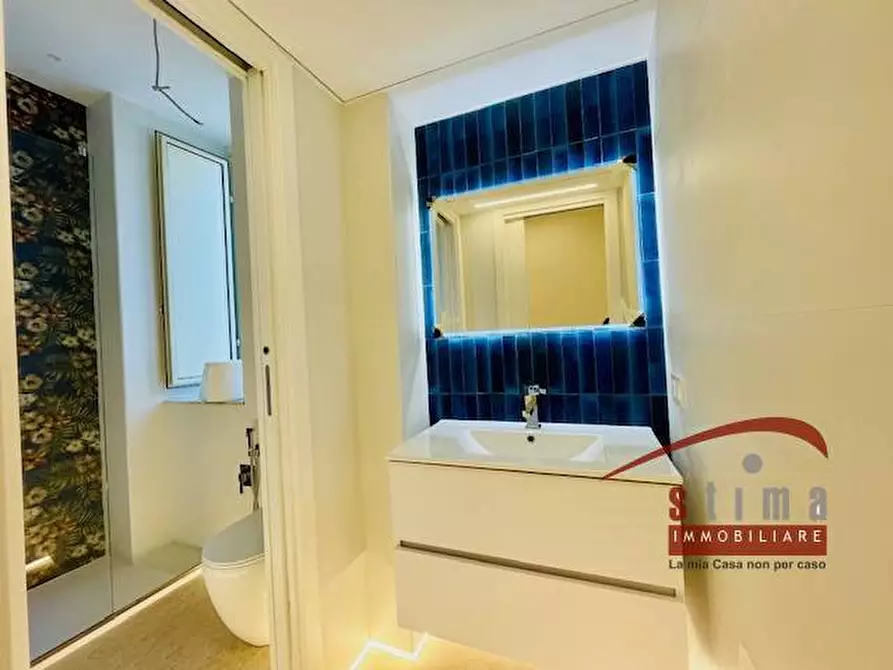 Immagine 9 di Appartamento in vendita  in via Pasubio 96 a Siracusa