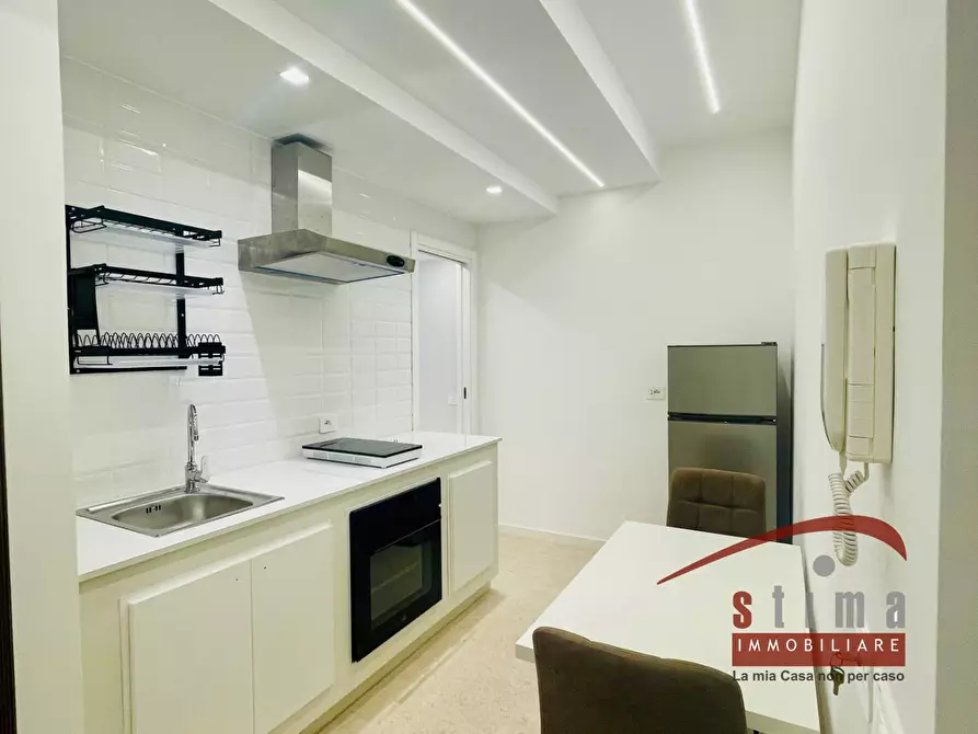 Immagine 13 di Appartamento in vendita  in via Pasubio 96 a Siracusa