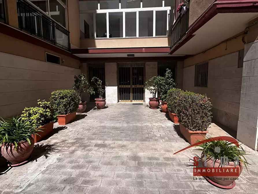 Immagine 13 di Appartamento in vendita  in via Augusta a Siracusa