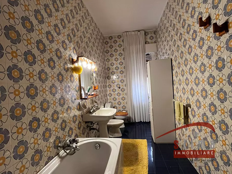 Immagine 11 di Appartamento in vendita  in via olivieri a Siracusa