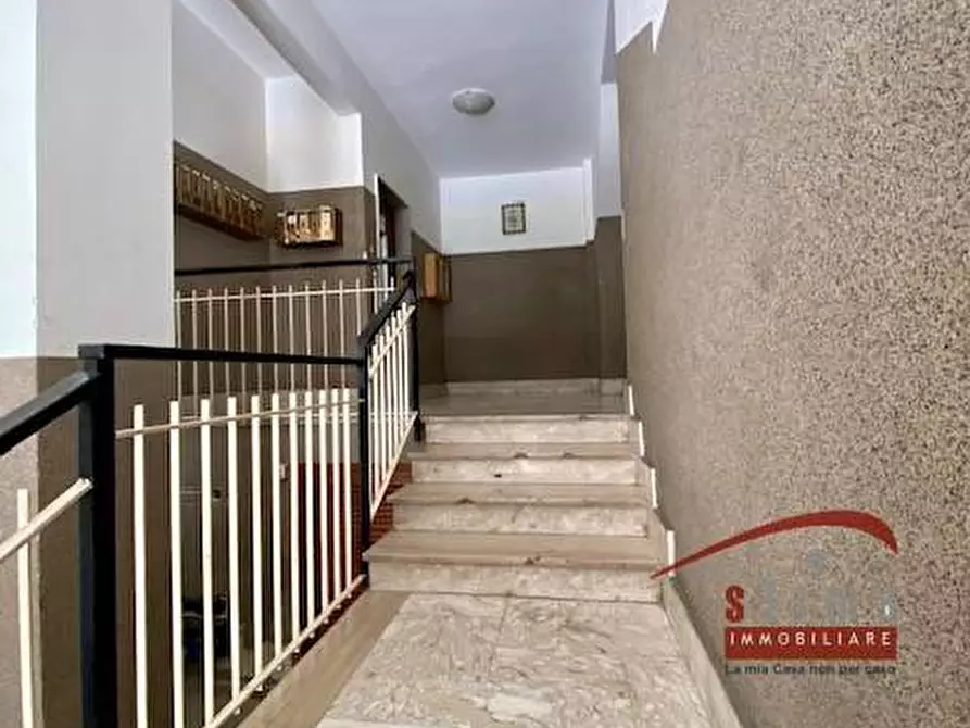 Immagine 3 di Appartamento in vendita  in via Michele Bonanno 16 a Siracusa