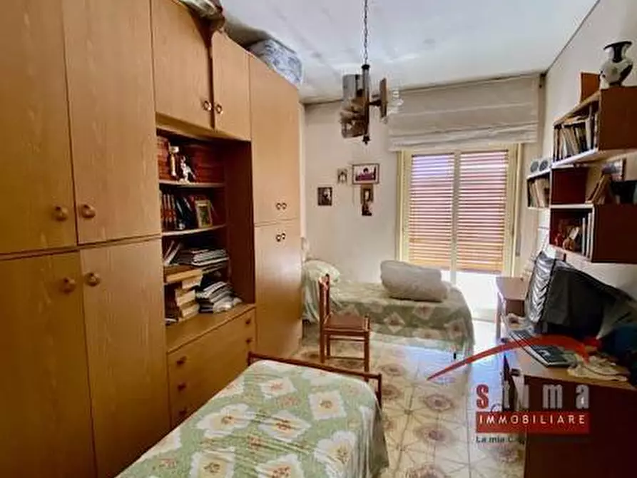 Immagine 9 di Appartamento in vendita  in via Michele Bonanno 16 a Siracusa