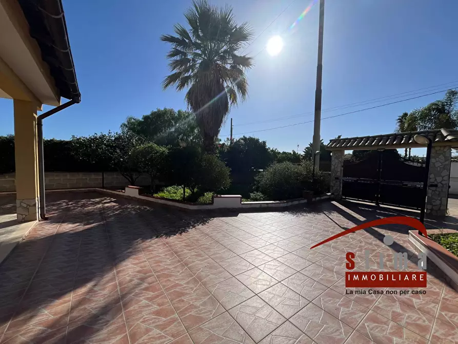 Immagine 5 di Villa in vendita  in via del berillio a Siracusa