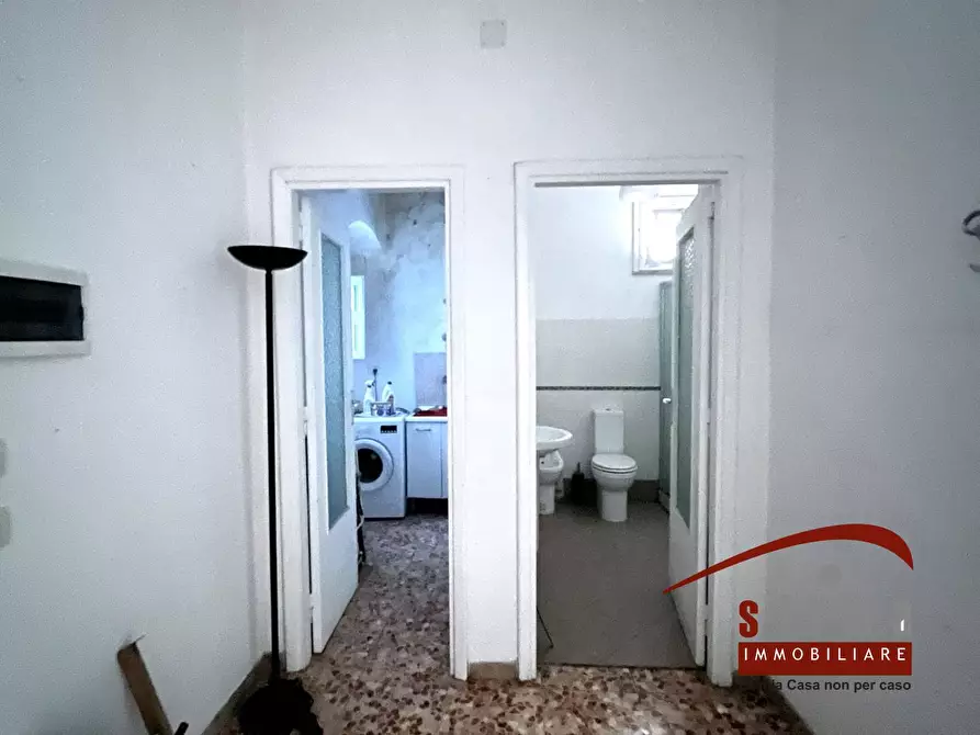 Immagine 11 di Appartamento in vendita  in via Eritrea 9 a Siracusa