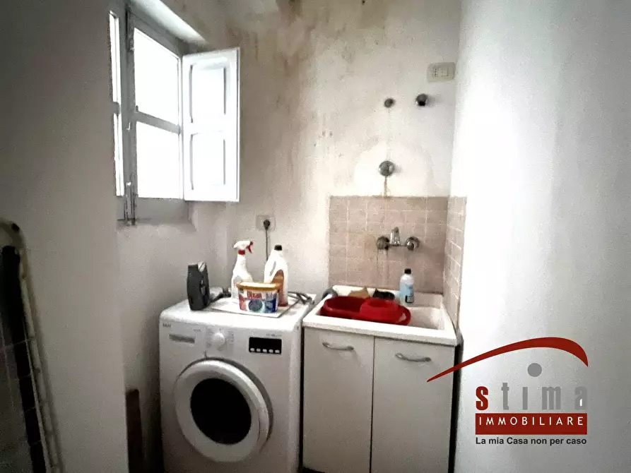 Immagine 13 di Appartamento in vendita  in via Eritrea 9 a Siracusa