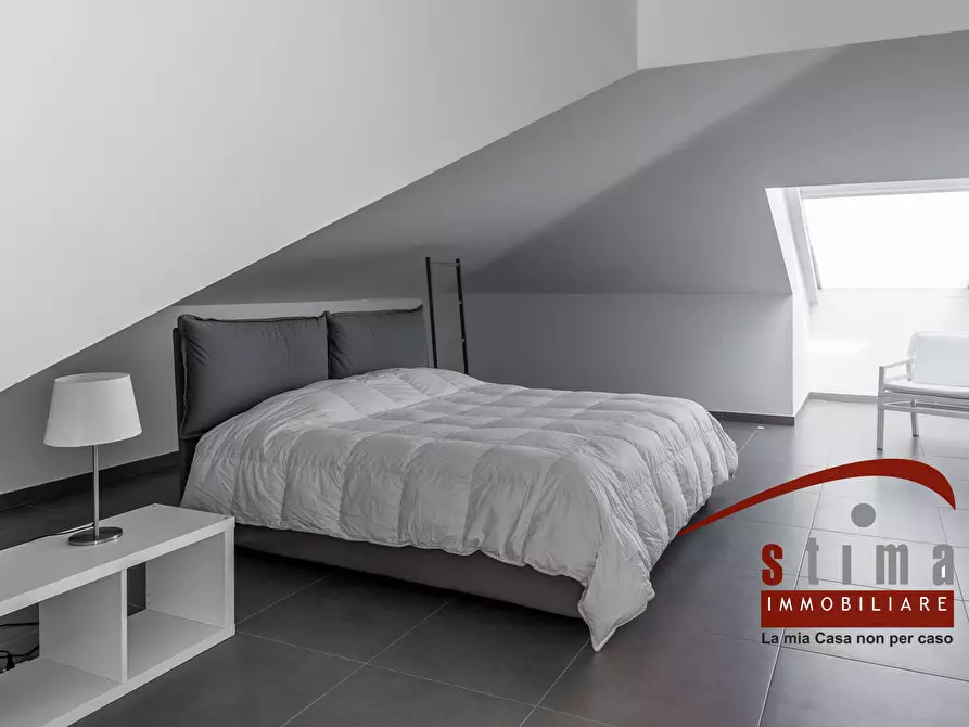 Immagine 21 di Villa in vendita  a Siracusa