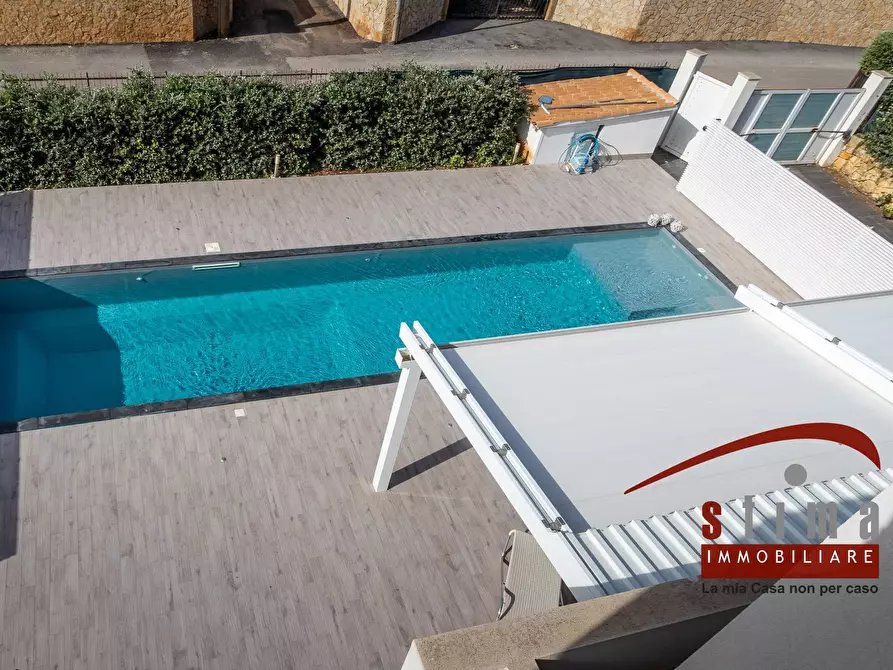 Immagine 23 di Villa in vendita  a Siracusa