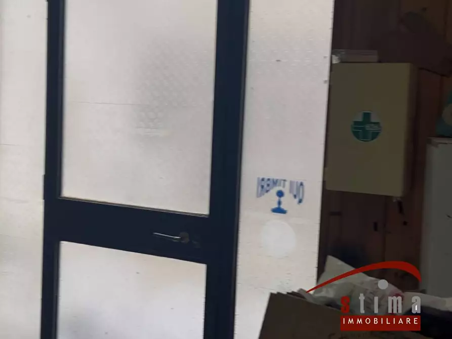 Immagine 6 di Locale commerciale in vendita  in via Maestranza 50 a Siracusa