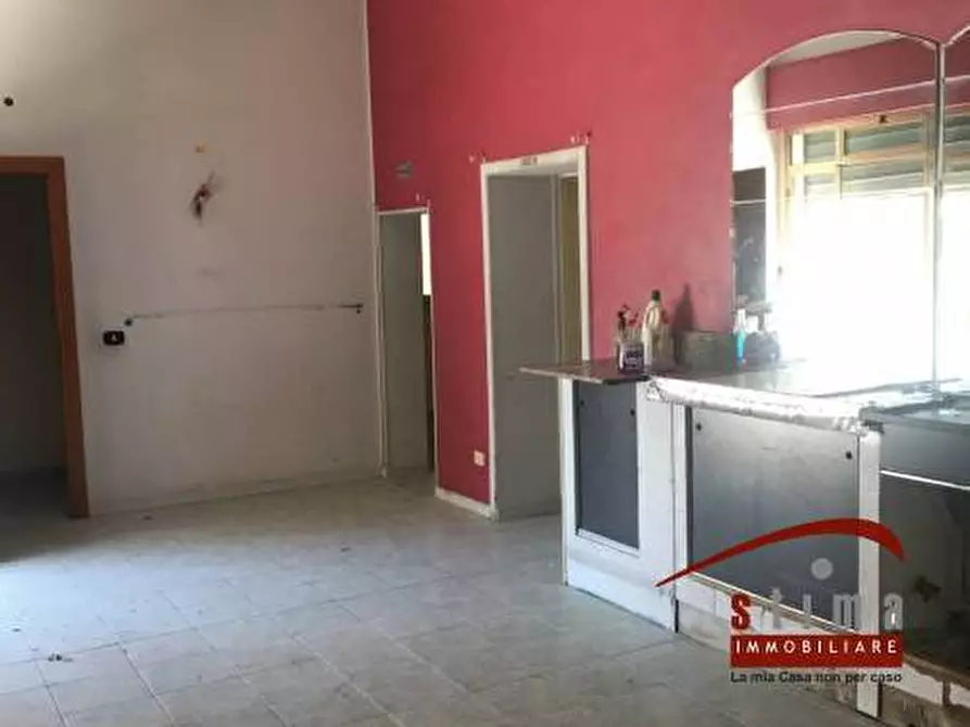 Immagine 4 di Locale commerciale in vendita  in viale teocrito 28 a Siracusa