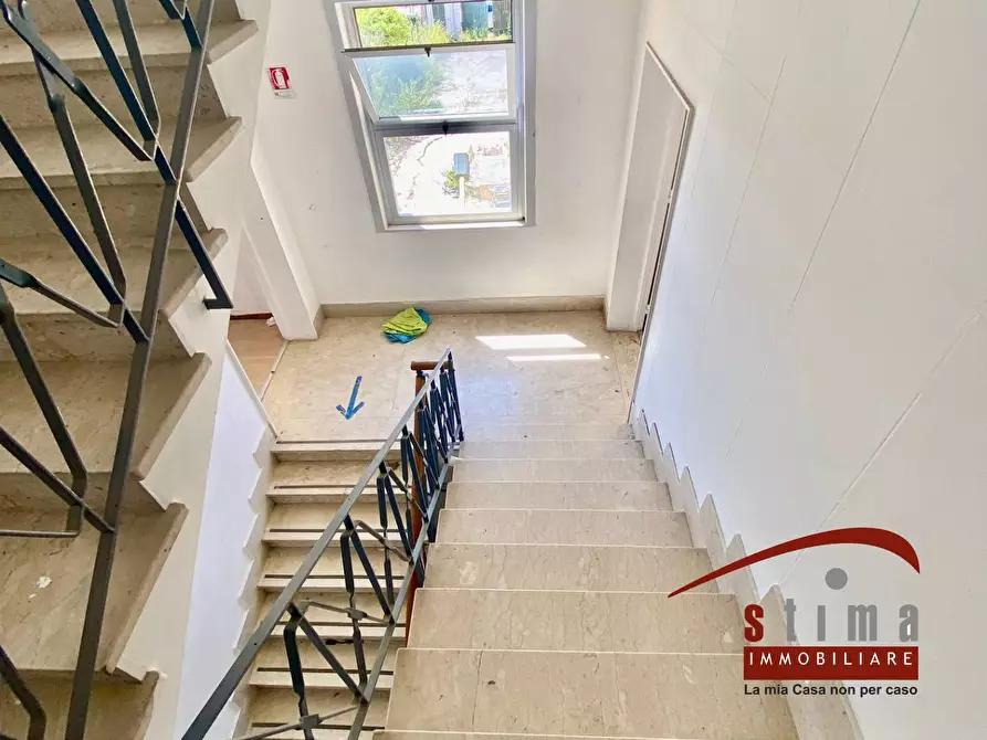 Immagine 12 di Villa in vendita  in via avola 20 a Siracusa