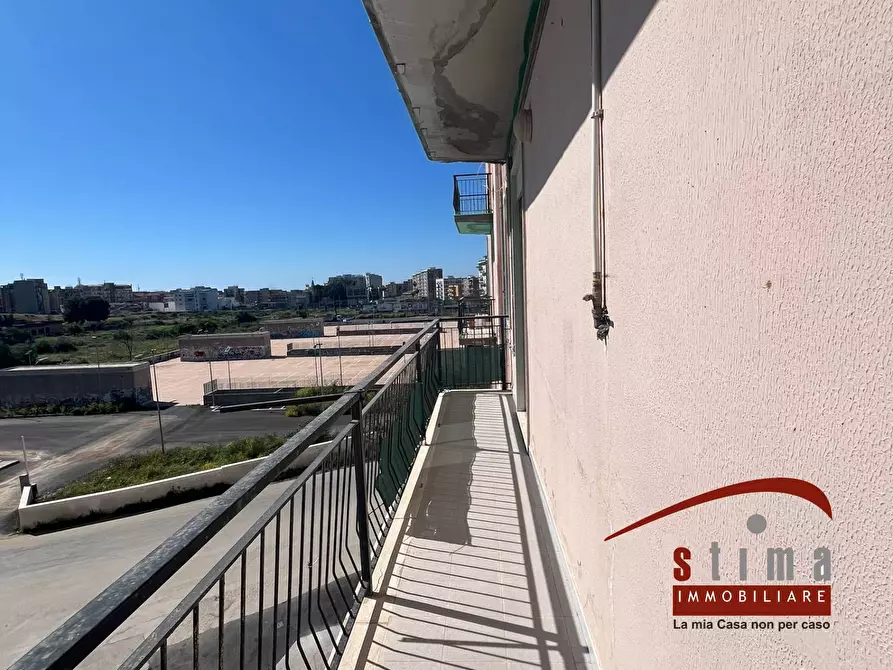 Immagine 1 di Appartamento in vendita  in Vua Estonia 12 a Siracusa