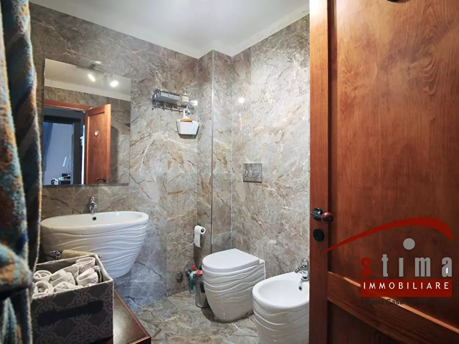 Immagine 18 di Appartamento in vendita  in Corso Umberto 89 a Siracusa