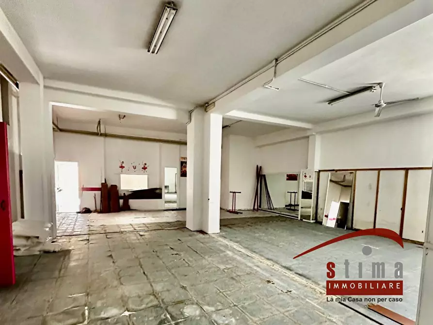 Immagine 1 di Magazzino in affitto  in via Paternò 7 a Siracusa