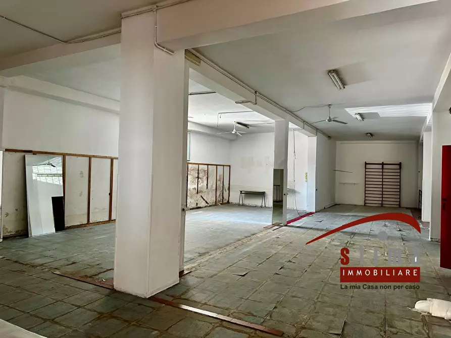 Immagine 2 di Magazzino in affitto  in via Paternò 7 a Siracusa