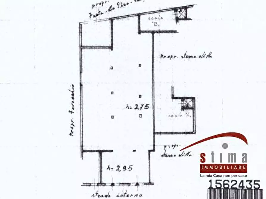 Immagine 3 di Magazzino in affitto  in via Paternò 7 a Siracusa