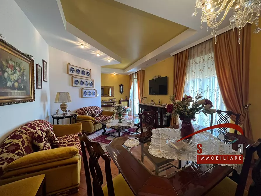 Immagine 2 di Appartamento in vendita  in via Austria 10 a Siracusa