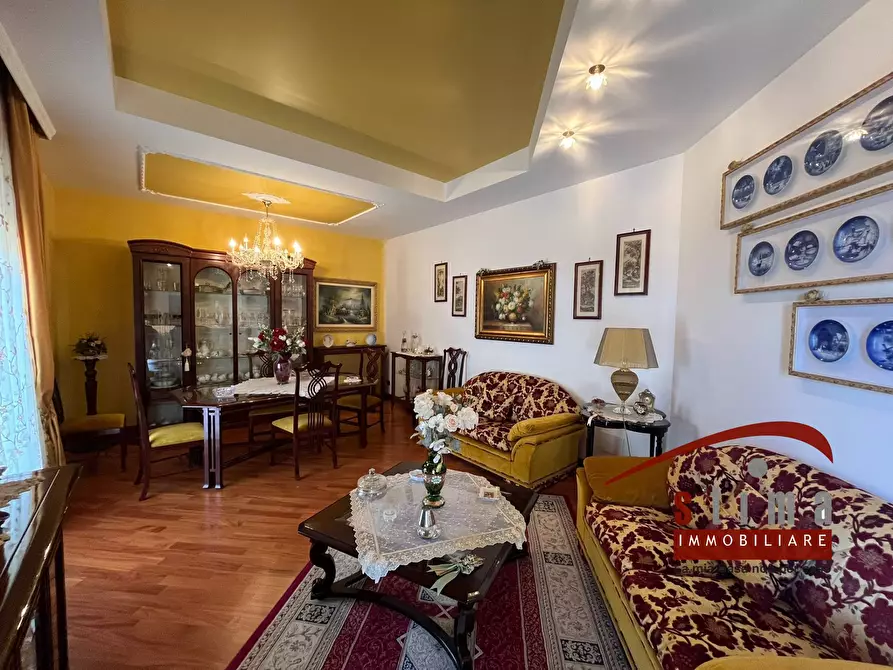 Immagine 5 di Appartamento in vendita  in via Austria 10 a Siracusa