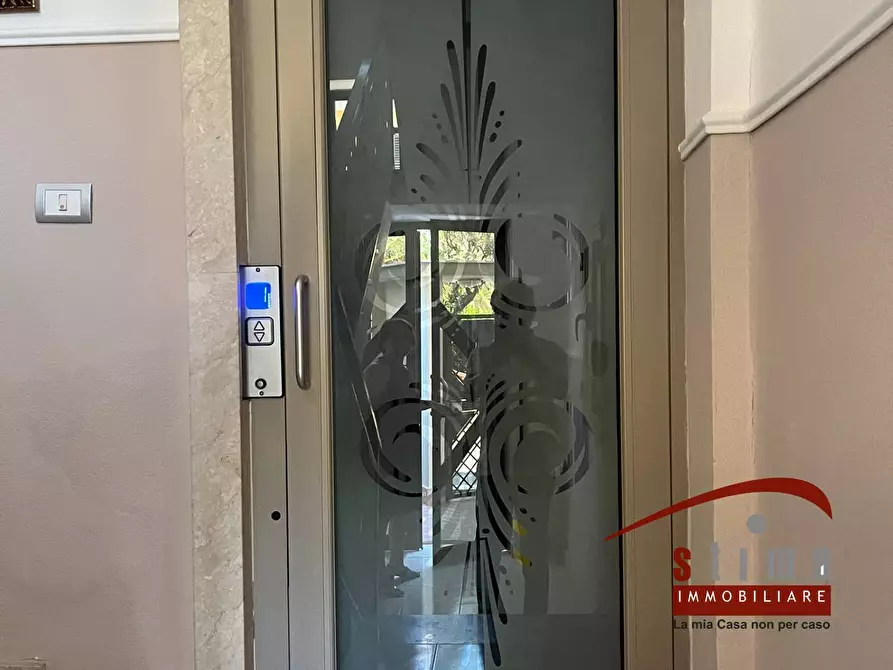 Immagine 23 di Appartamento in vendita  in via Austria 10 a Siracusa