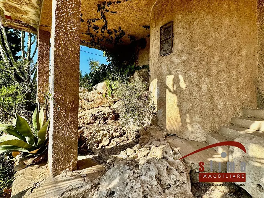 Immagine 12 di Villa in vendita  in via ovidio 14 a Siracusa