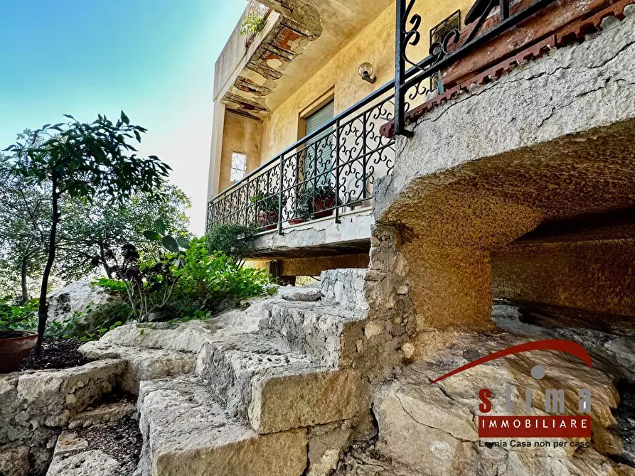 Immagine 23 di Villa in vendita  in via ovidio 14 a Siracusa